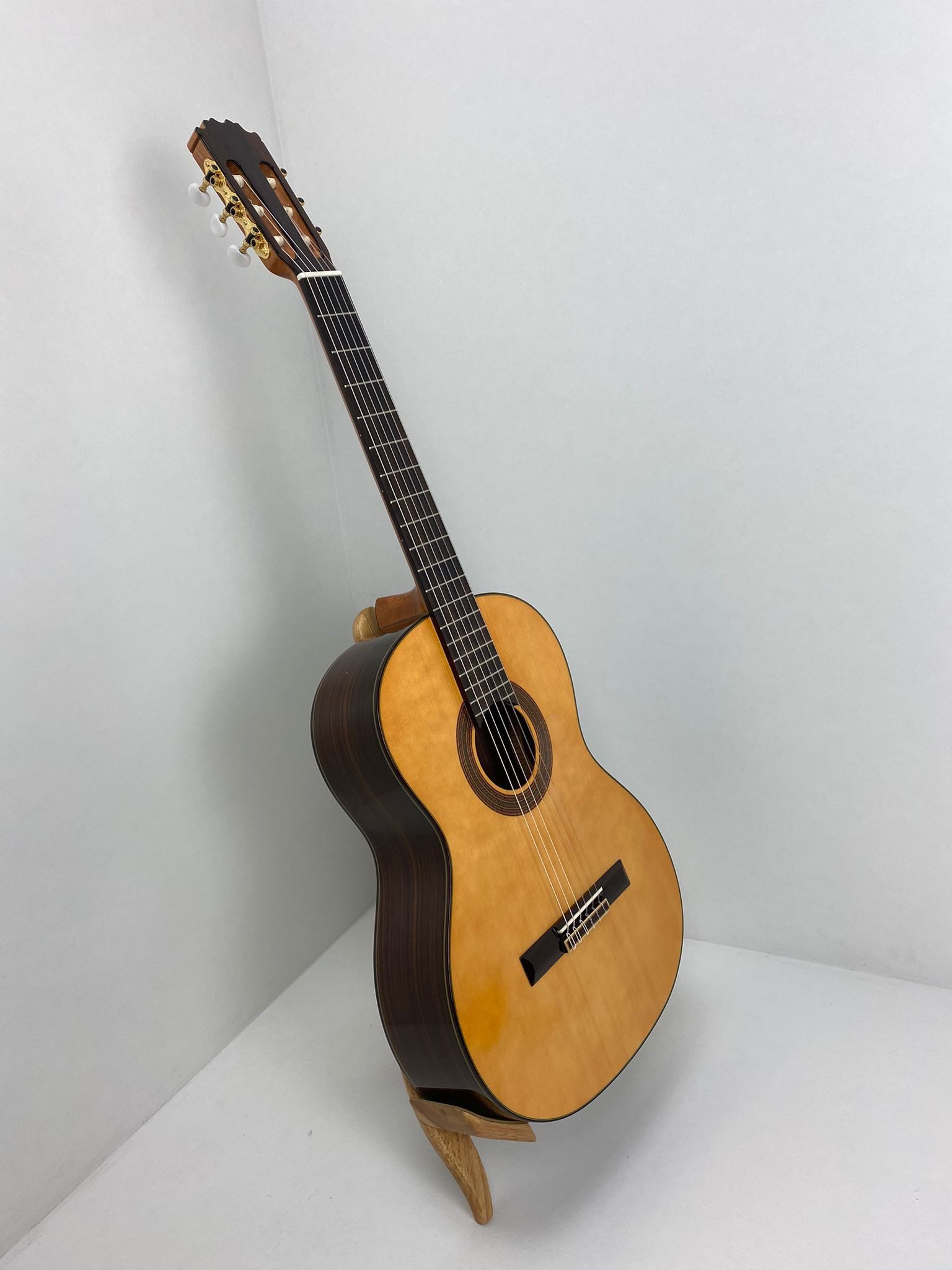 Guitarra Flamenca Antonio Fernández 590-P Con clavijero Martinez