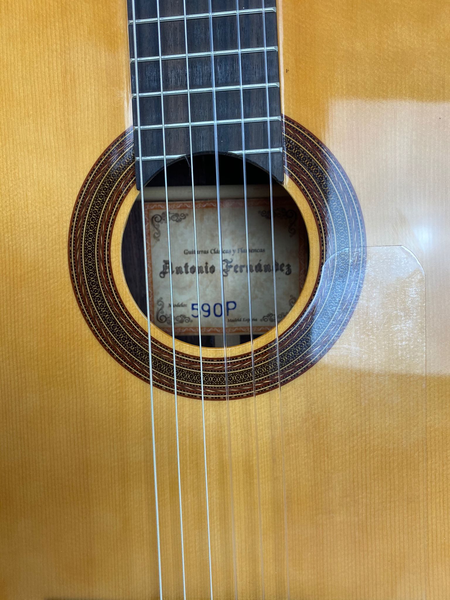Guitarra Flamenca Antonio Fernández 590-P Con clavijero Martinez - Imagen 2