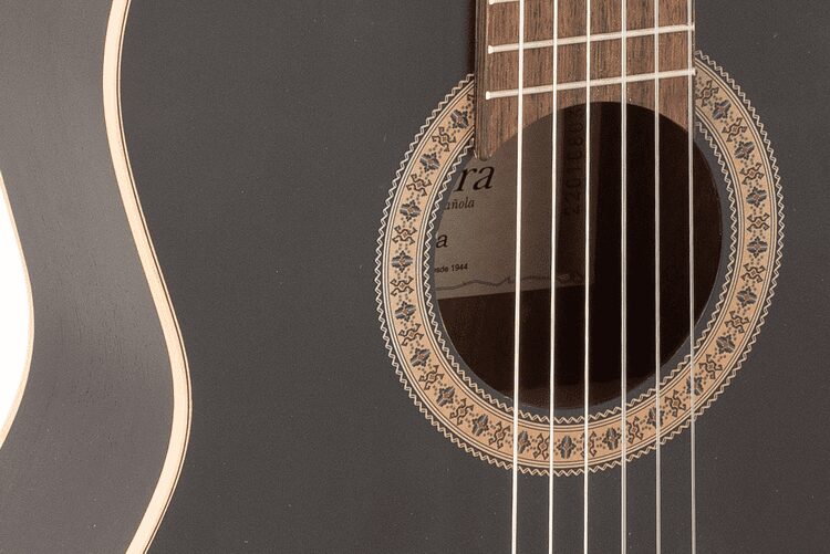 Guitarra Clásica Admira Luna ECF - Imagen 4